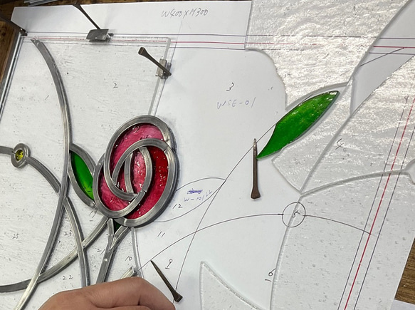 「アンティーク調ステンドグラスパネル・H」アンティーク風　レトロ　ケイム組み 4枚目の画像