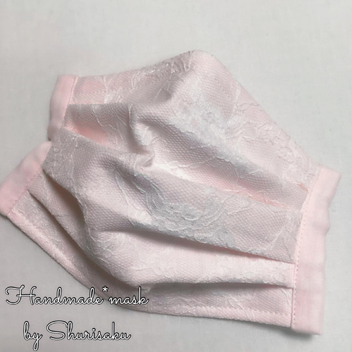 送料無料】プリーツマスク❤︎煌めき・ホワイト×さくら、白  