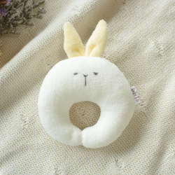 うさぎのガラガラ(白)☆にぎにぎ☆ベビーラトル☆出産祝い☆プチ