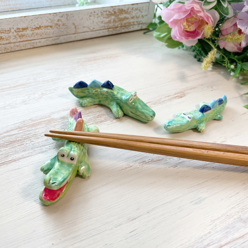 再販】ワニさん 箸置き 口開け・口閉じ/陶器 わに 置物 箸・箸置き