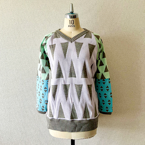 △三角柄切り替えカラフルニットトップス△トライアングル/幾何学柄  