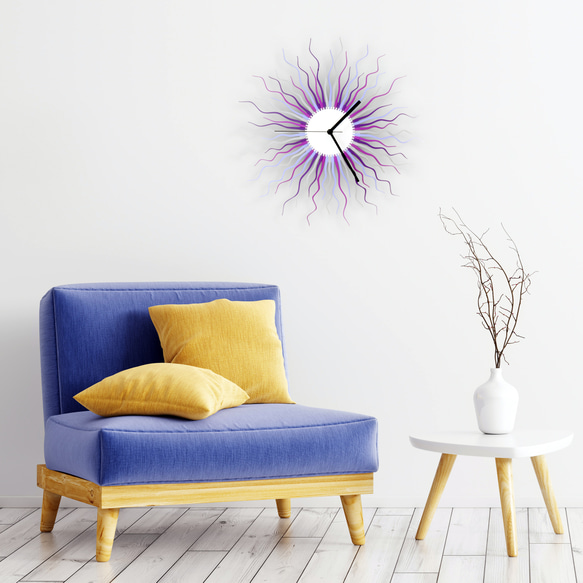 Medusa lavender - 紫とグレーの色合いのモダンな木製壁掛け時計 6枚目の画像