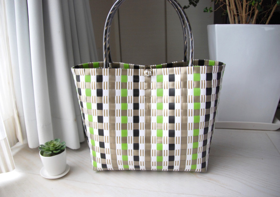 ライムグリーン・ライントート（Mサイズ）