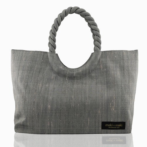 フェアトレード　着物バッグ　軽いバッグ　シルクバッグ シルク【カンボジアシルク ローシルク（＝生絹）製バッグ】シルバー