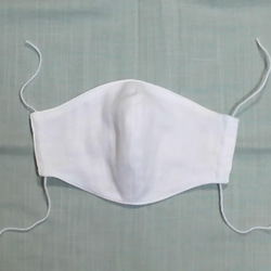 大人用立体マスク ホワイト 息がしやすい 日本製 ４重ガーゼ 洗濯可 1枚目の画像
