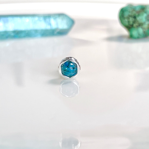 ブルージャスパー 天然石 ボディピアス 14G 16G 18G 軟骨ピアス 片耳