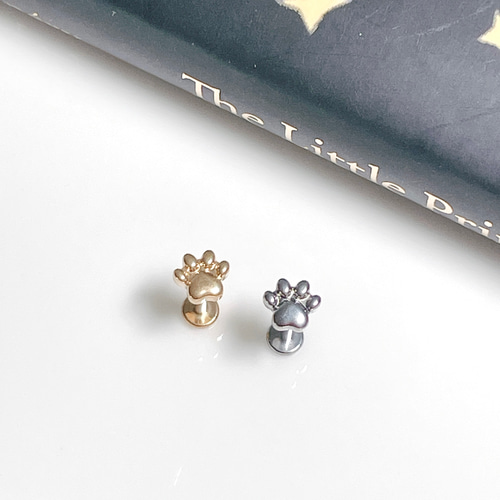 K10 肉球 片耳ピアス GJVA0356H_YG ねこ 肉球 ピアス(片耳用)｜ピアス｜ヴイエー