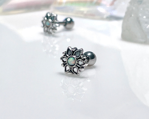 オパール スティック ピアス ハワイ BellaAnela #473 オパール スティック ピアス ハワイ BellaAnela #473 (ピアス