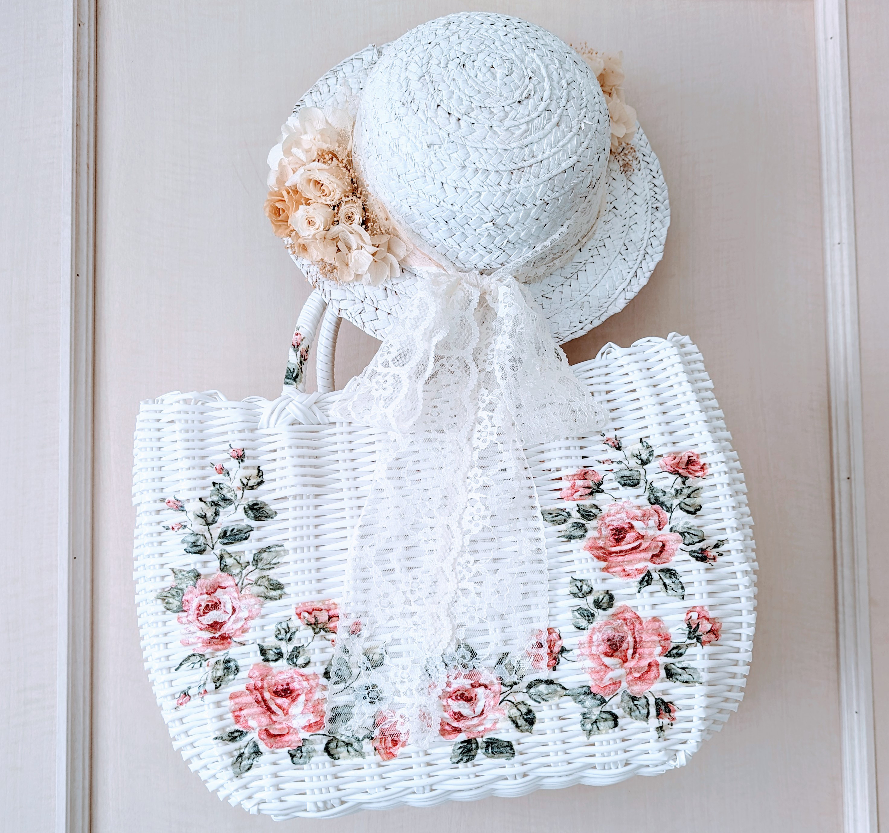 優しい春いろピンクローズのデコパージュかごバッグ（Lサイズ－ホワイト） 5,752円