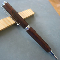 インドローズ】木軸ボールペン 貴重で珍し素晴らしい一【即日発送