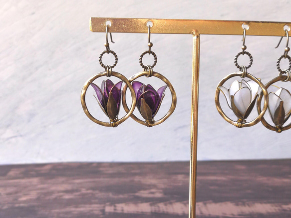 紫木蓮/玉蘭 pierced earrings / clicked on earring 第4張的照片