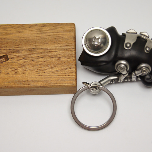 金木工房 黒檀 カメレオン の 置き物 キーホルダー カメレオン 黒檀