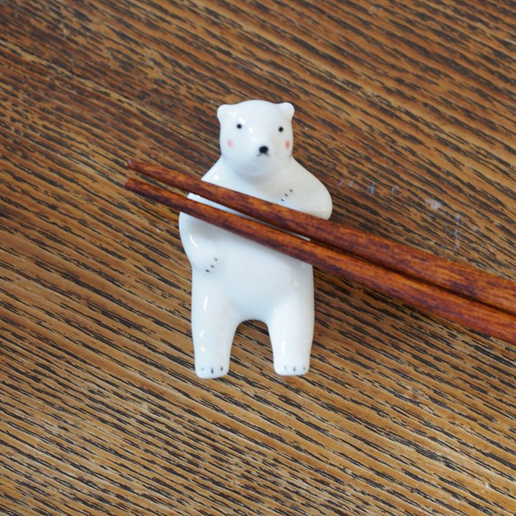 シロクマの熊吉 箸置き（ほっぺ） 5枚目の画像
