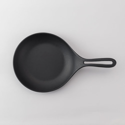 IRON WORKS KORU tore pan 17cm 鉄フライパン TORE PAN 17cm – IRON WORKS KORU
