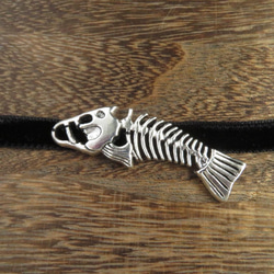 【NEWデザイン】魚の骨チョーカー 3枚目の画像