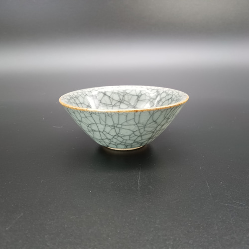 青瓷盃 圓田拓男作 美術年鑑掲載作家 共箱 青瓷 青磁 盃 ぐい呑 ぐい呑