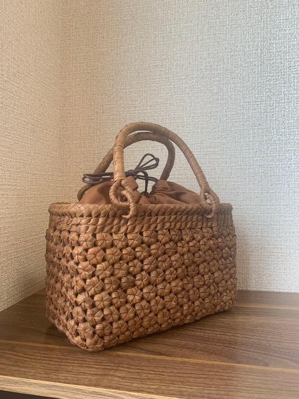 山葡萄　山葡萄籠バッグ　山葡萄かごバッグ　花編み　内布あり 