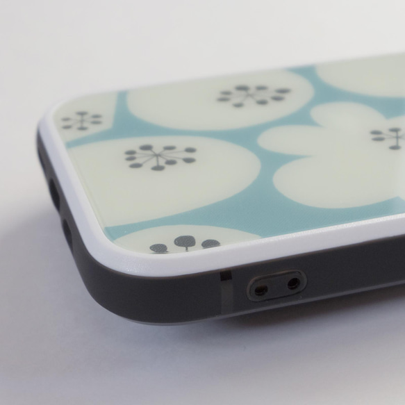【iPhone17対応】お花と暮らそう 強化ガラスケース 北欧 スマホケース/スマホカバー 9H強化ガラス 花 花柄 7枚目の画像