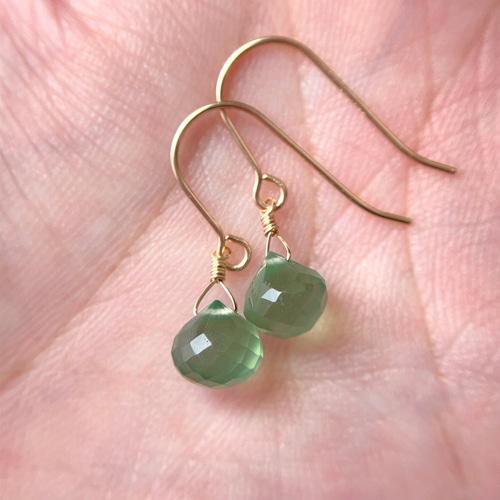 現品】14kgf✳︎サーペンティンのオニオンカットピアス/イヤリング  