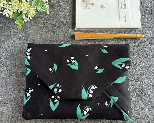 ハンドメイド うさぎと花柄 数寄屋袋 ご朱印帳入れ 御朱印帳