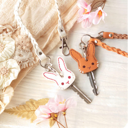 【うさぎ】キーカバー＆革ロープ＆ナスカン付【5色選択・還暦祝】バックチャーム ※袋ラッピング無料 12枚目の画像