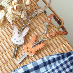 【うさぎ】キーカバー＆革ロープ＆ナスカン付【5色選択・還暦祝】バックチャーム ※袋ラッピング無料 14枚目の画像