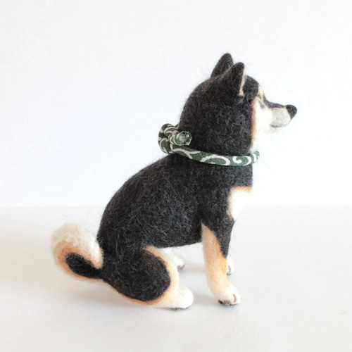 羊毛フェルト☆黒柴20cm☆ハンドメイド 柴犬羊毛 羊毛フェルト ハンドメイド 黒柴 羊毛フェルト