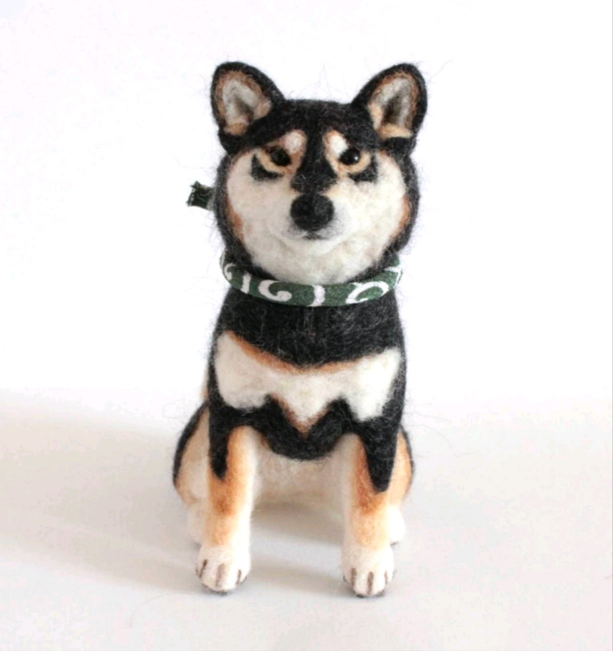 小さいけれど黒柴犬 羊毛フェルト 森で逢えたら 通販 8898862