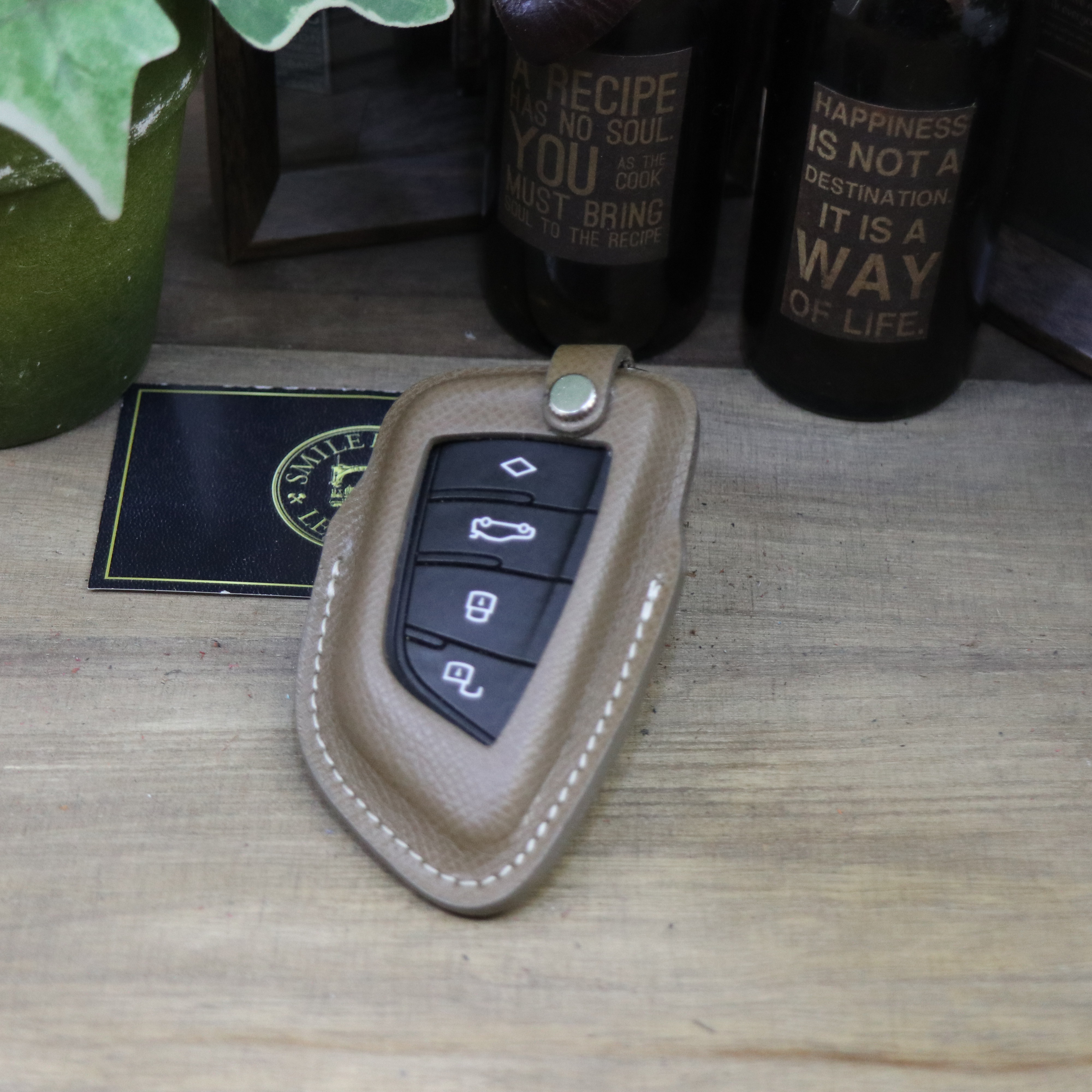 名入れ 無料 キーケース　本革 BMW  Z3 ３シリーズ ５シリーズ 7シリーズ等 ヴォーエプソン【レザーキースーツ】