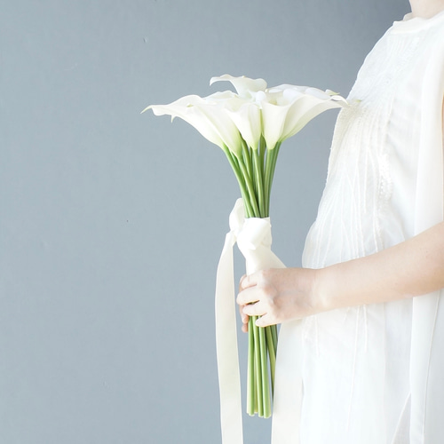 ブーケ アーティフィシャルフラワー ウェディングブーケ 白いカラー