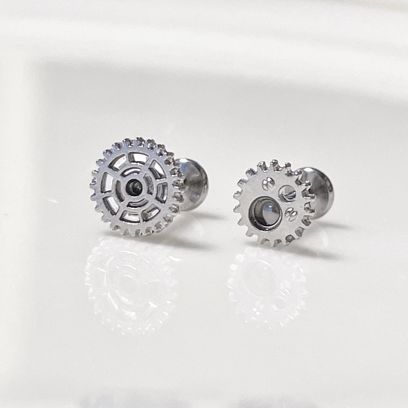 ミニチュア　車　ネックレス　ピアス 歯車 ラブレット ボディピアス 16G シルバーカラー サージカル