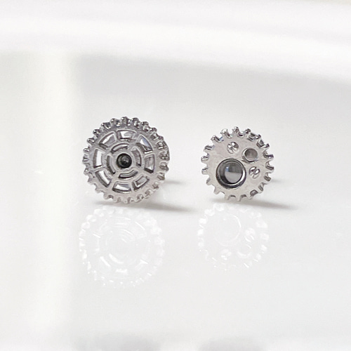 歯車 ラブレット ボディピアス 16G シルバーカラー サージカル