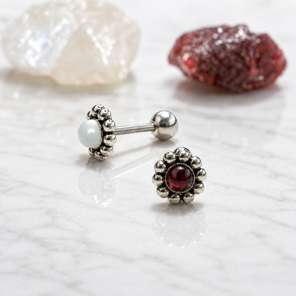 クアラントット　片耳用ピアス　ガーネット Garnet Veil〈ガーネットヴェイル〉 ボディピアス ガーネット 14G 16G