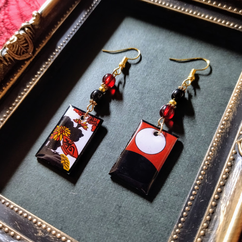 ゆか様ご確認用♡お名前イヤリング 花札ピアス(イヤリング)（月見で一杯）【花札【サブカル【卒業式【和風