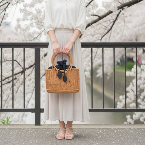 【新品未使用】カゴ風バッグ　生成り 思わず二度見！カゴ風バッグ（Lサイズ）ショルダータイプ かごバッグ