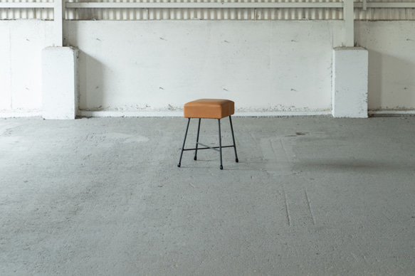 【送料無料】LOAF STOOL LOW/スツール/本革/アイアン 5枚目の画像