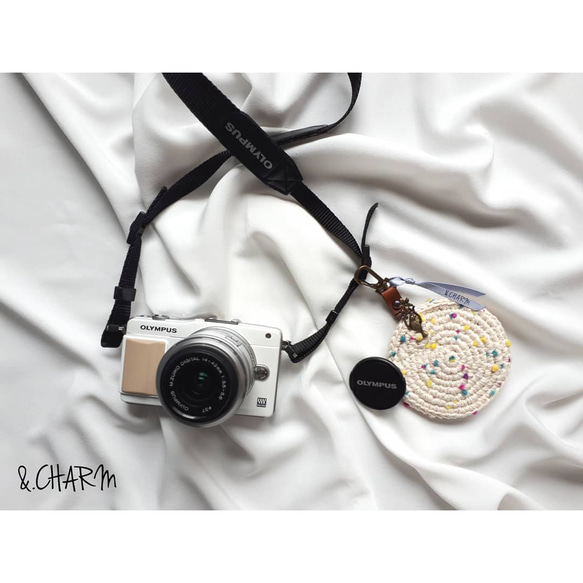 つぶつぶレンズキャップケース カメラケース・カメラポーチ &.CHARM
