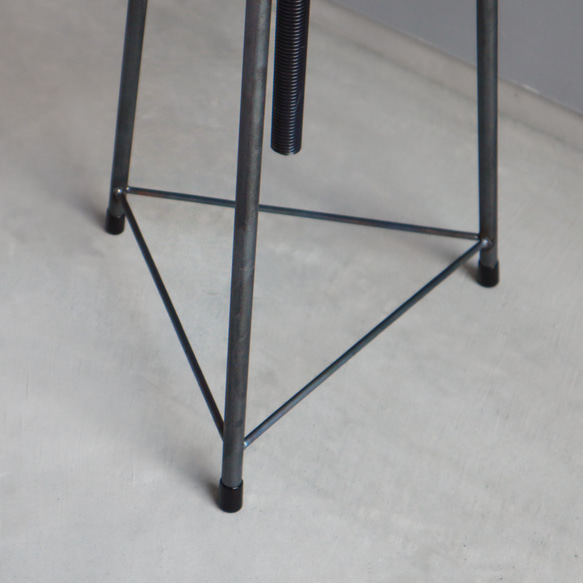 ＼送料無料／[Iron LV Low Stool]昇降式アイアンスツール 無垢材 丸椅子 カフェ 植物-122_l- 6枚目の画像