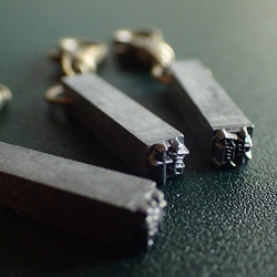 古い活版印刷機の活字キーホルダー『漢字』0001-0050 はんこ・スタンプ