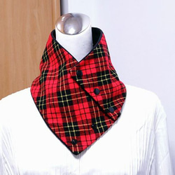 多釦~紅格紋 保暖圍脖 短圍巾 頸套 雙面雙色 第2張的照片