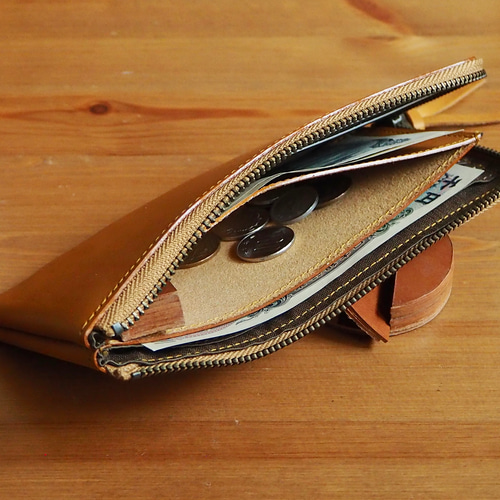イタリア発★牛革のマグネットボタン開閉長財布 TUSCANY LEATHER 楽天市場】【お種銭付】 イタリア製牛革 長財布 ジャバラ カード