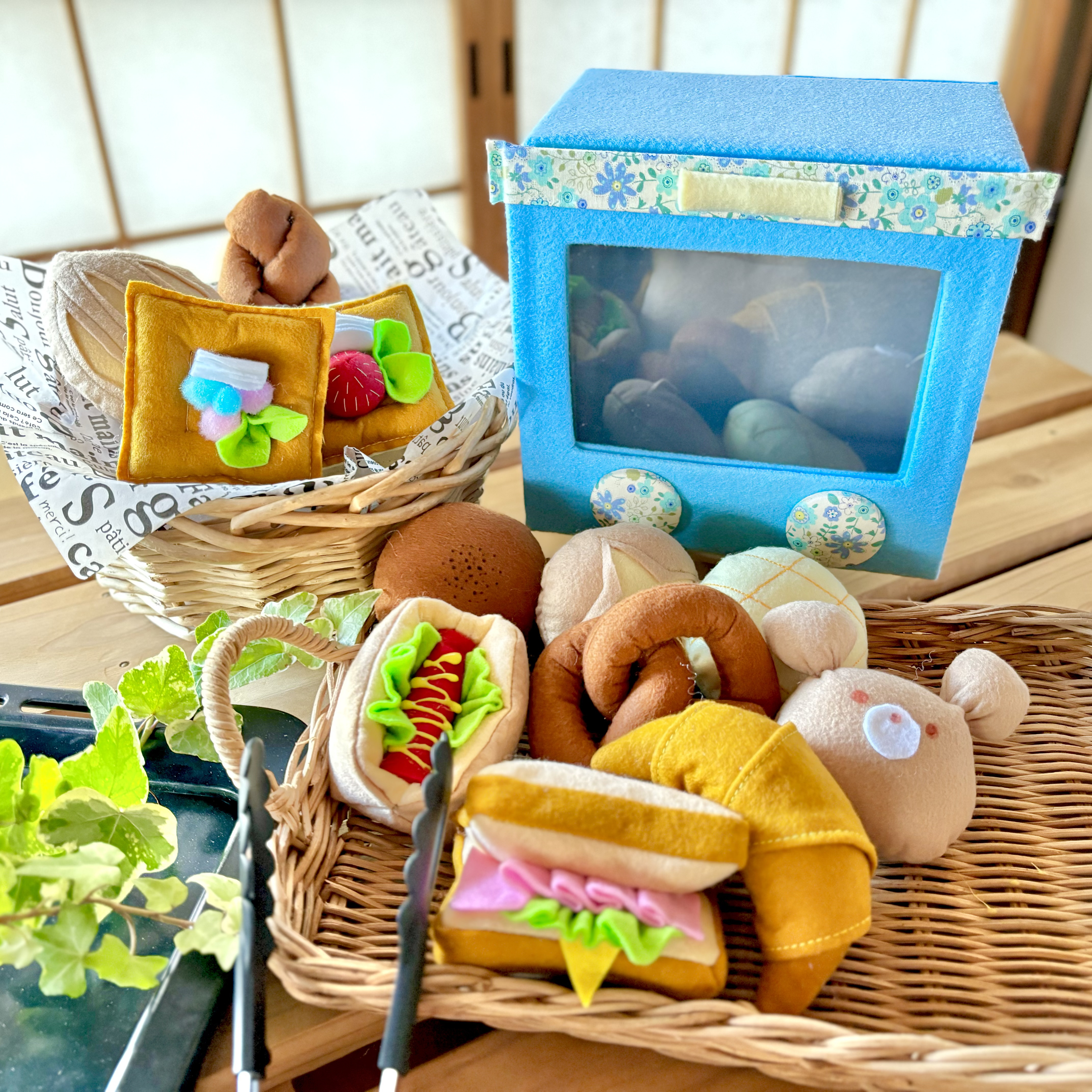 【サンプルページ　No.10】フェルトままごと　ちいさなパン屋さん