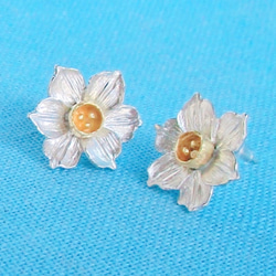 凛と咲く】蓮の花•リング【スターリングシルバー製/CZダイヤ/フラワー