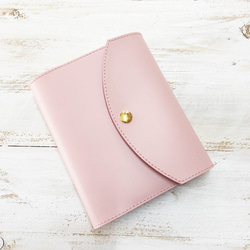 ハンドメイド本牛革いちご柄手帳カバー（ピンク） ハンドメイド本牛革いちご柄手帳カバー（ピンク） ハンドメイド