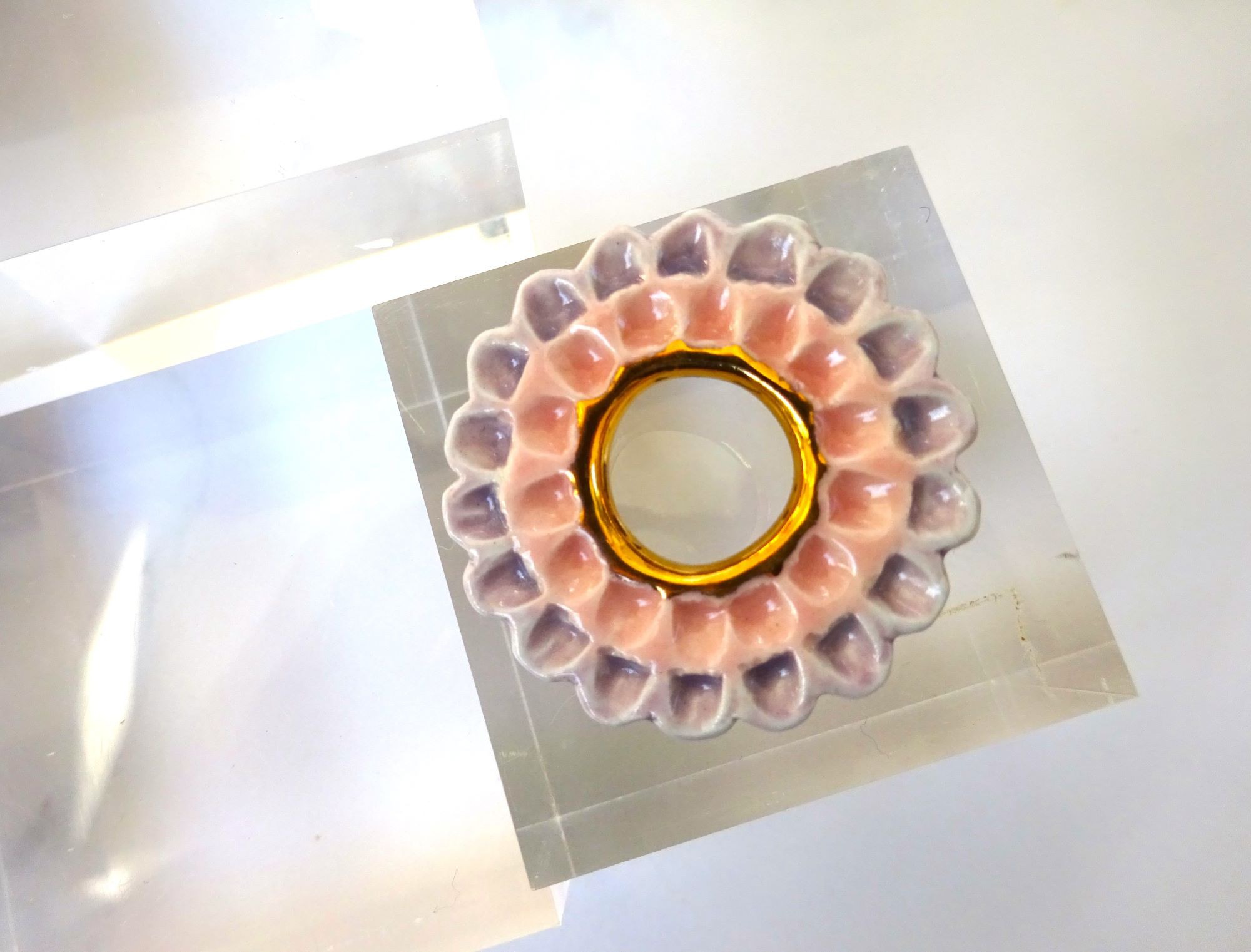 花のbroach（ダリア）ピンク＋ラベンダー