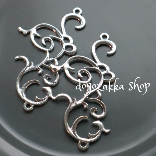 2個☆再再販！特大コネクタ- シルバー 蔦パーツ アクセサリーパーツ