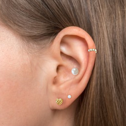 オパール ラブレット ボディピアス 16G シルバーカラー サージカルステンレス 軟骨ピアス 片耳 7枚目の画像