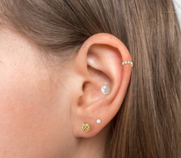 オパール ラブレット ボディピアス 16G シルバーカラー サージカルステンレス 軟骨ピアス 片耳 7枚目の画像