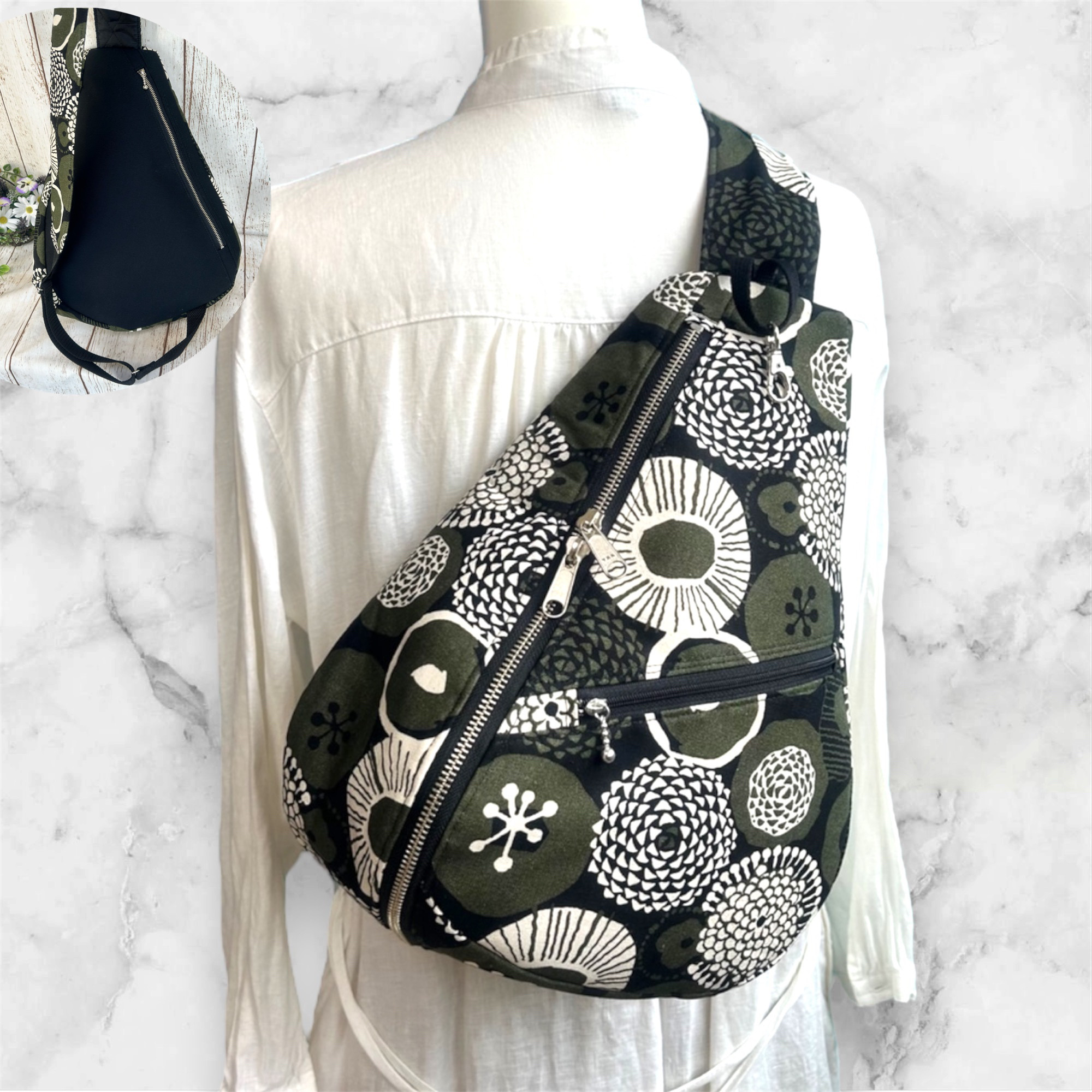 両開きファスナー開閉　背面ファスナーポケット付き　しずく型　ワンショルダーバック　ボディーバック　ポタポタ花カーキ