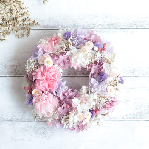 のんのん♡カーネーション♡パステル紫ローズ♡フラワーリース カーネーションのピンク&ラベンダーリース＊ウェルカムボード・母の日